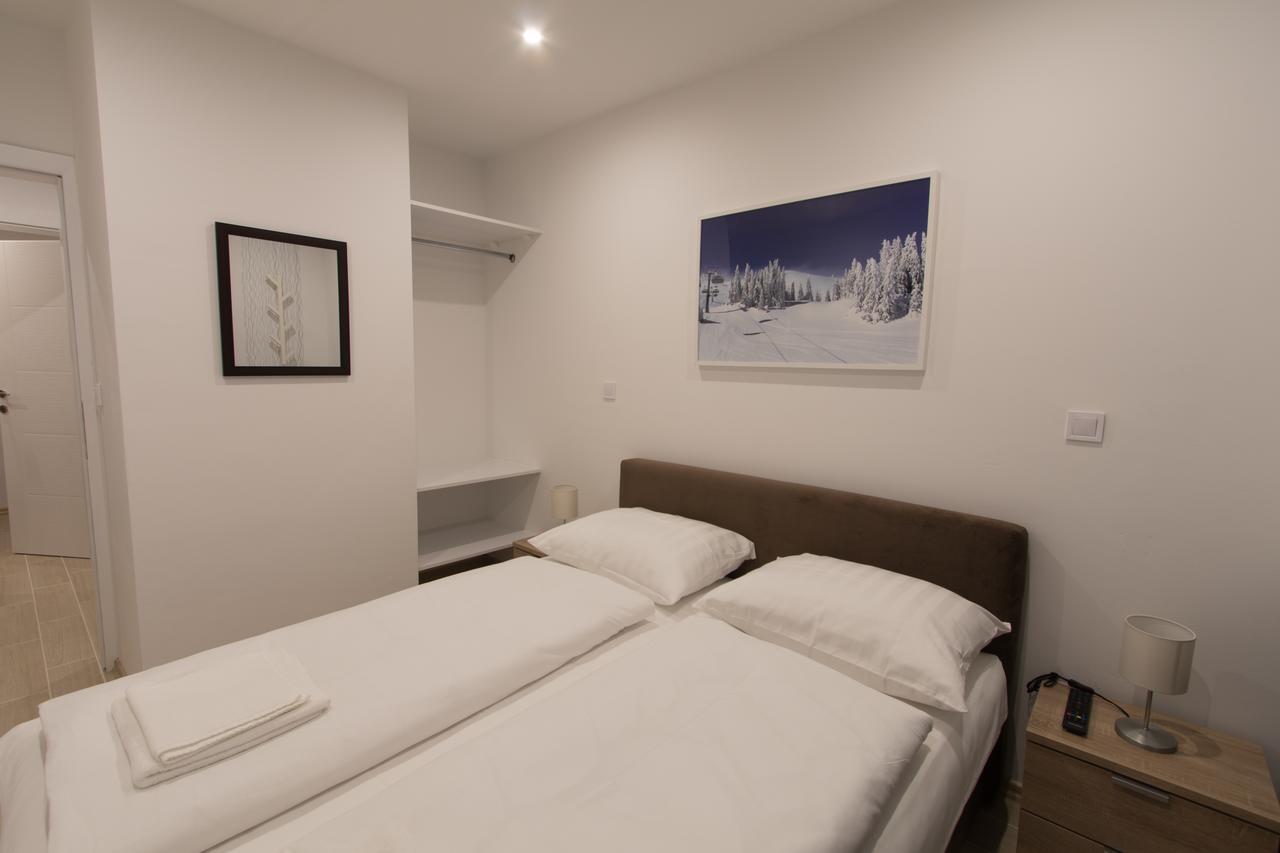 Apartmani Mont 1 Яхорина Экстерьер фото