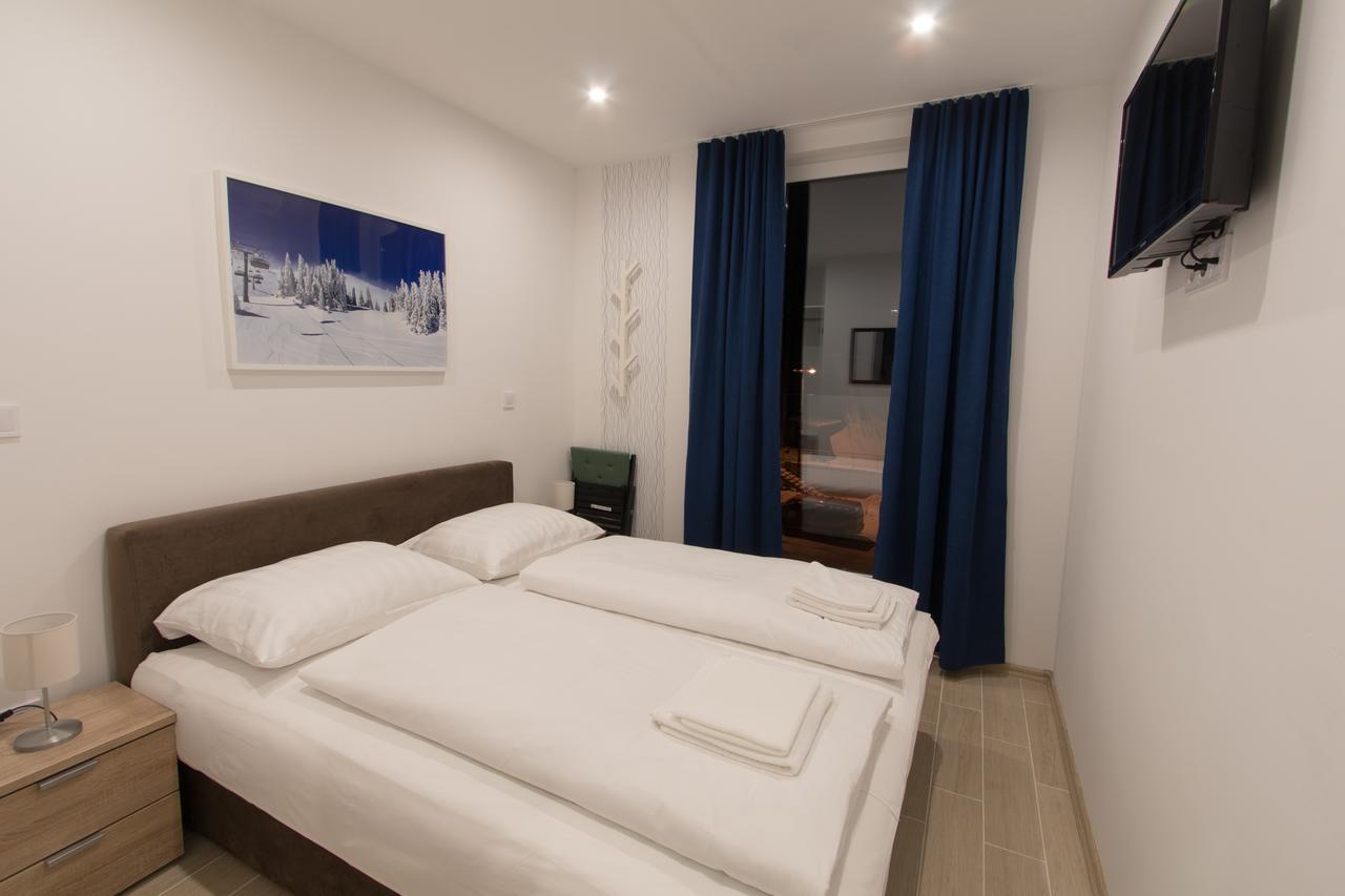 Apartmani Mont 1 Яхорина Экстерьер фото