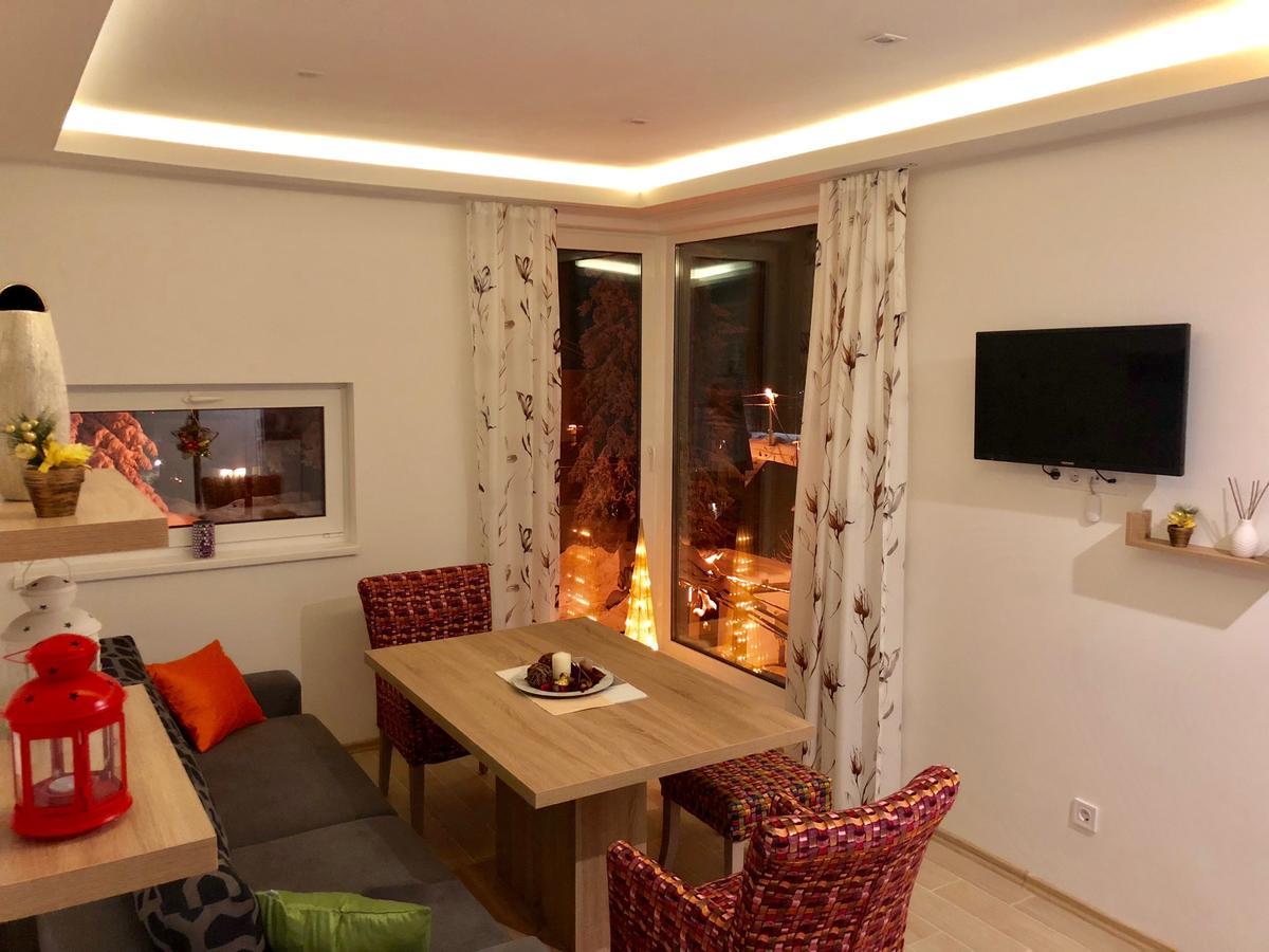 Apartmani Mont 1 Яхорина Экстерьер фото